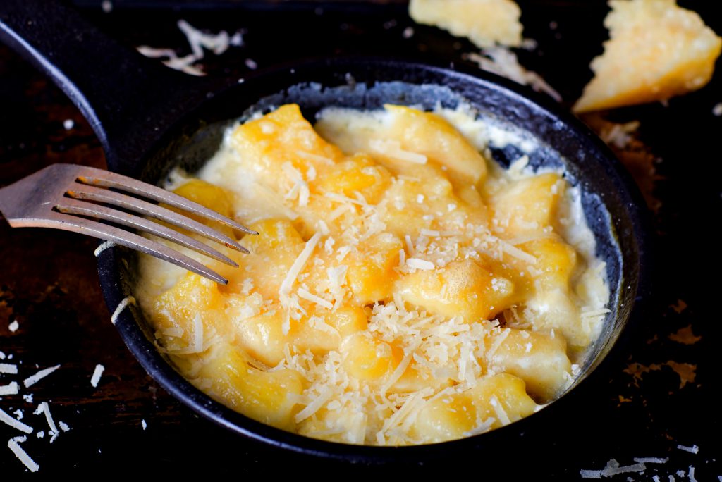 Gnocchi în sos Alfredo Retete culinare Romanesti si din Bucataria